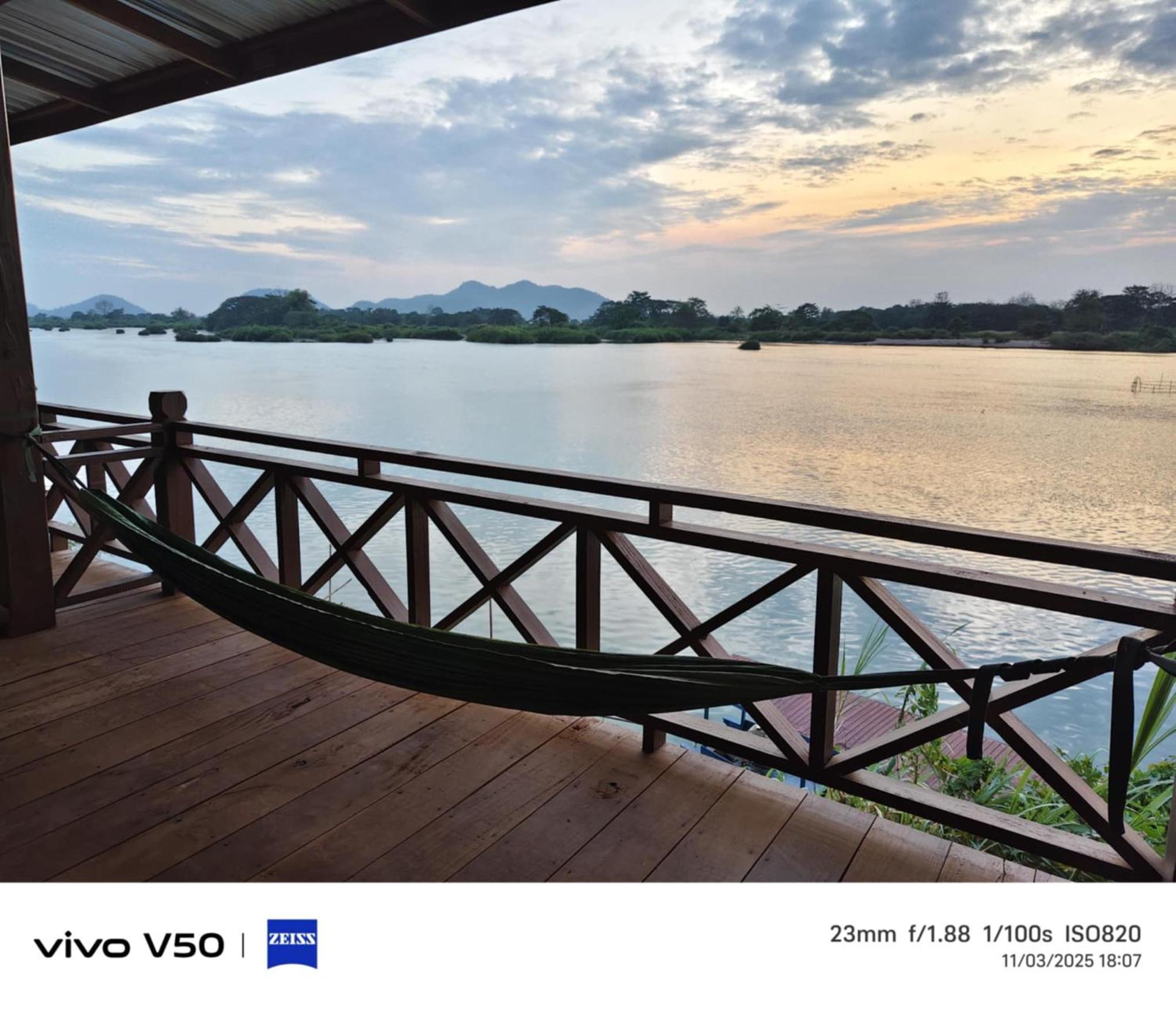 Dondet Vixay Sunset And River View ดอนเดด ภายนอก รูปภาพ